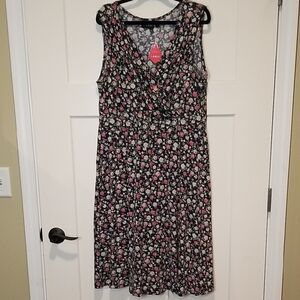 Floral Sleeveless Dress NWT XXL